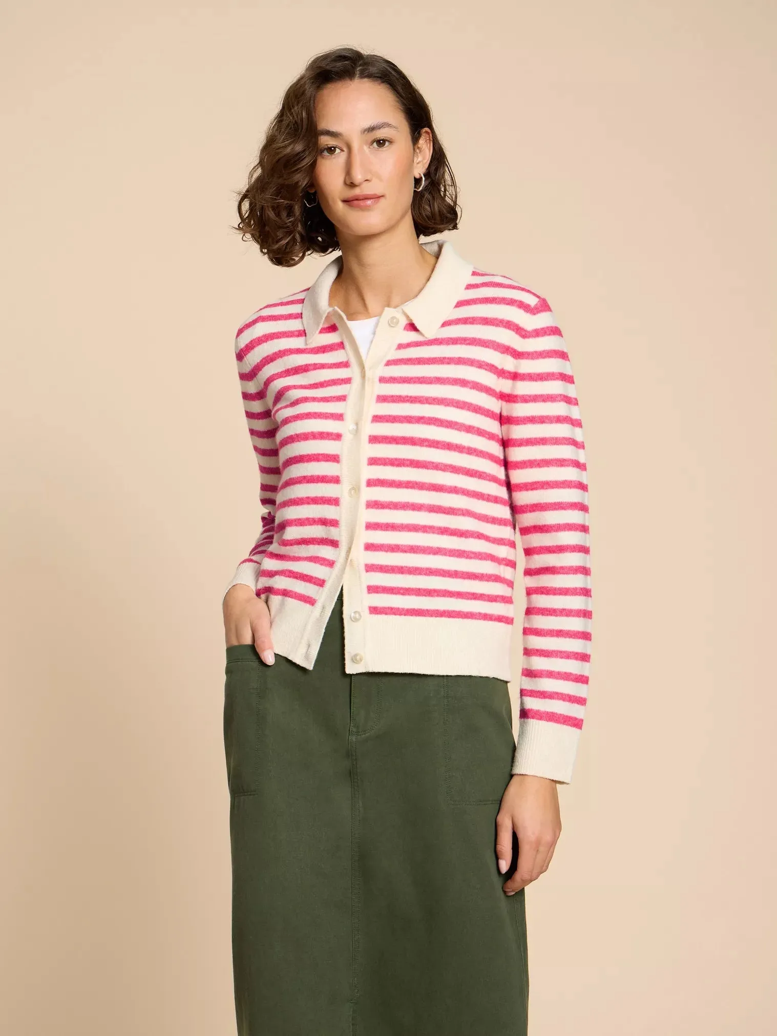 440321 Peony Collard Cardigan