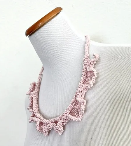 Bala necklace, knit kit