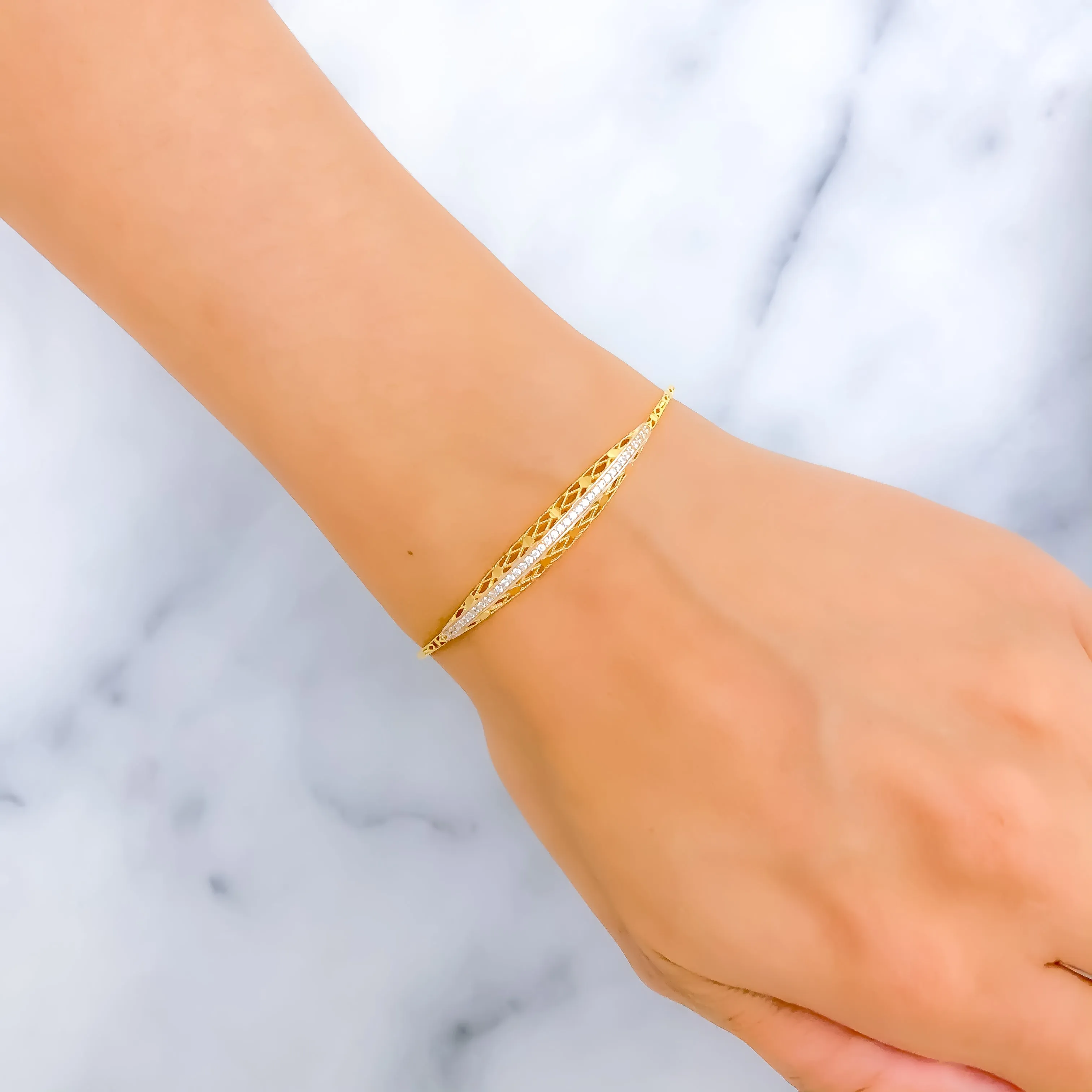 Beautiful Netted Chic 22k Gold CZ Bracelet