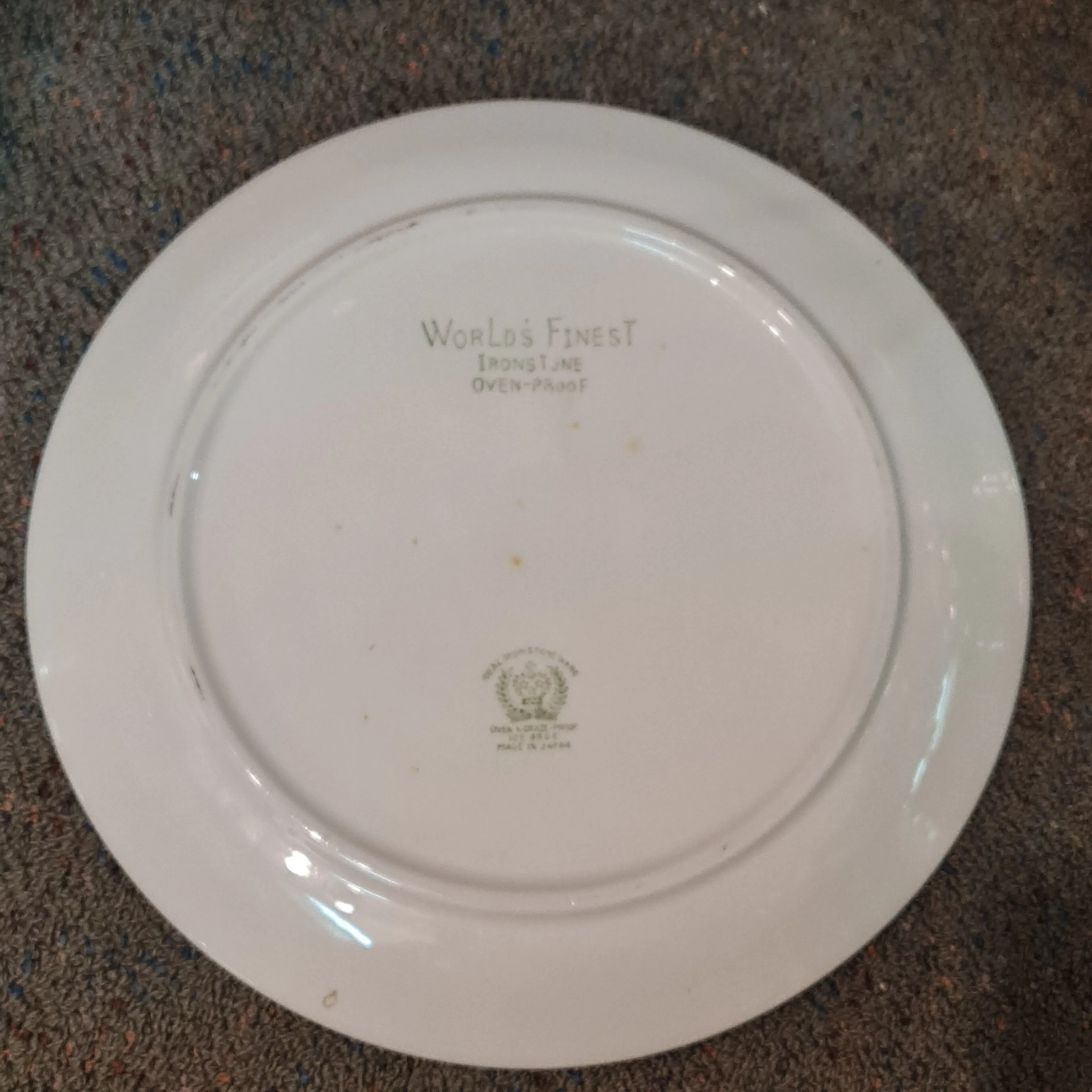 Antique-Style Pavlova Recipe Decorative Plate